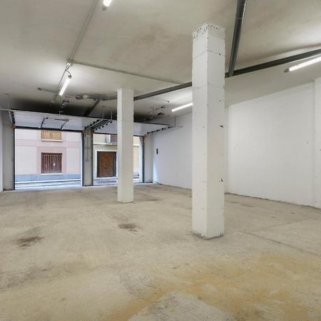 Apartamentos La Muralla De Хака Екстер'єр фото