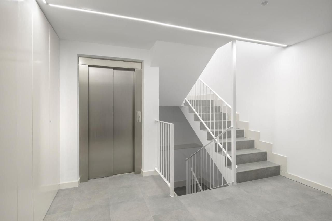 Apartamentos La Muralla De Хака Екстер'єр фото